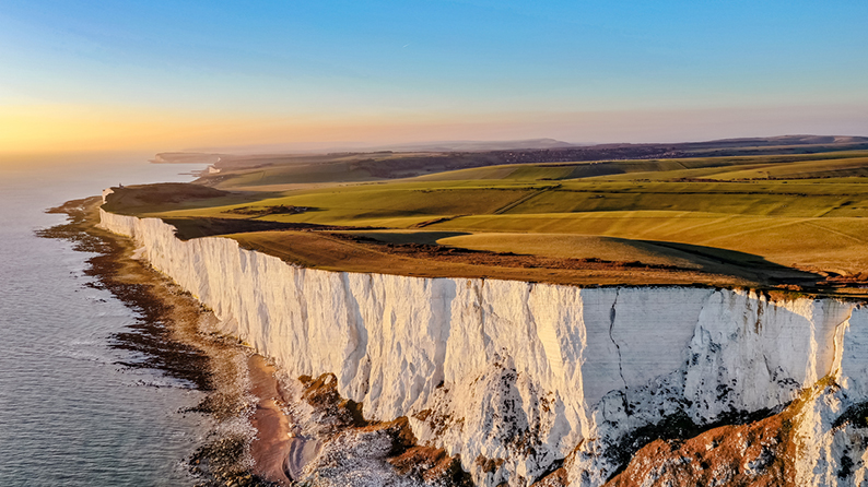 Avery Sheffield Joins CNBC’s Closing Bell to Discuss Her Outlook on the Fed, Markets
