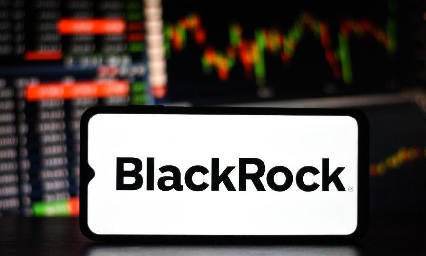 Is BlackRock preparing to dump $160m worth of these cryptocurrencies?