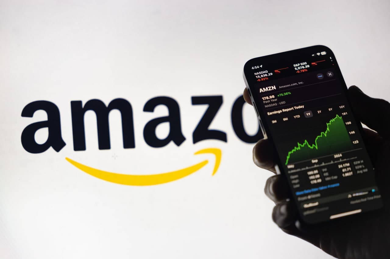 Trading expert sets date when Amazon stock will crash to $150