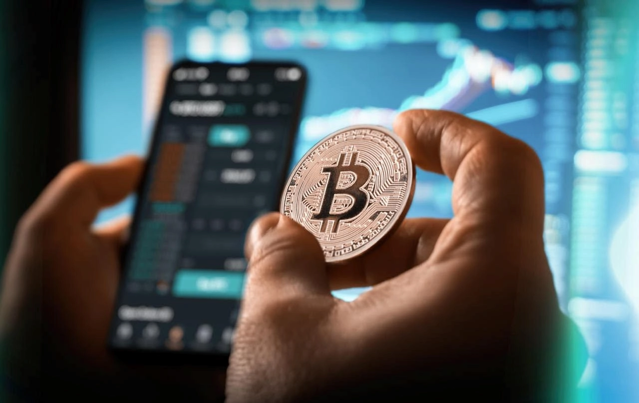 Is Bitcoin price bottom confirmed? On-chain data weighs in